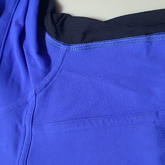 Lululemon Active Hooded Jacket - Picture 3 of 3